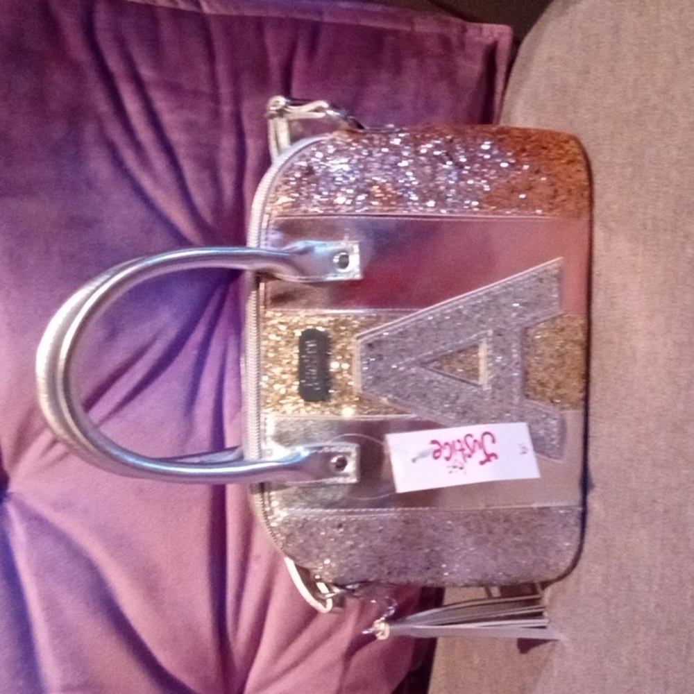 Justice purse